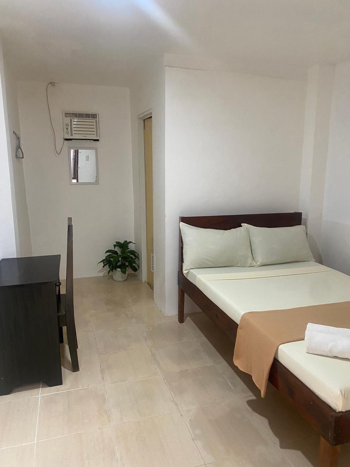 Bonzu Homestay General Luna  Exterior photo